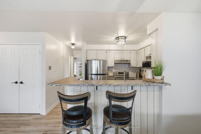 205D - 182 D'Arcy St, Cobourg, K9A 5J1 | Image 3