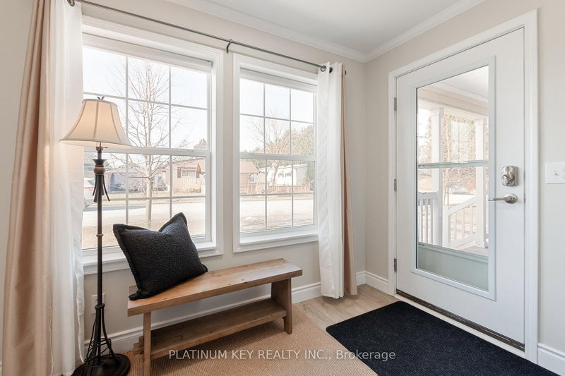 16 Lindsay Dr, Strathroy-Caradoc, N7G 0C5 | Image 3