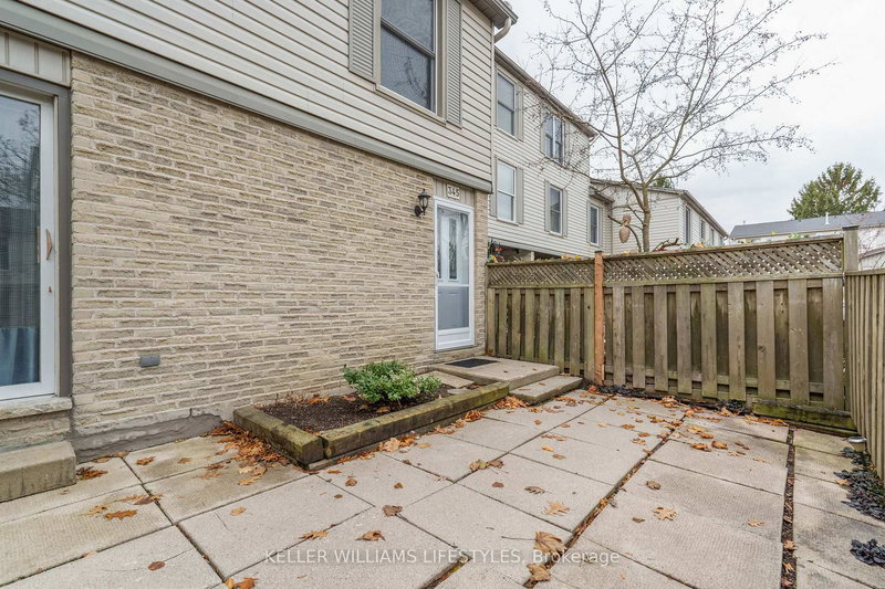 345 Everglade Cres, London North, N6H 4M7 | Image 3