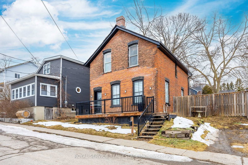 12 Park St, Port Hope, L1A 1C1 | Image 3
