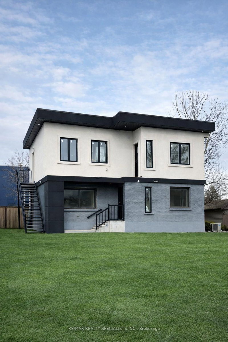 74 Neil Ave (UPPER) Ave, Hamilton, L8G 2N3 | Image 2