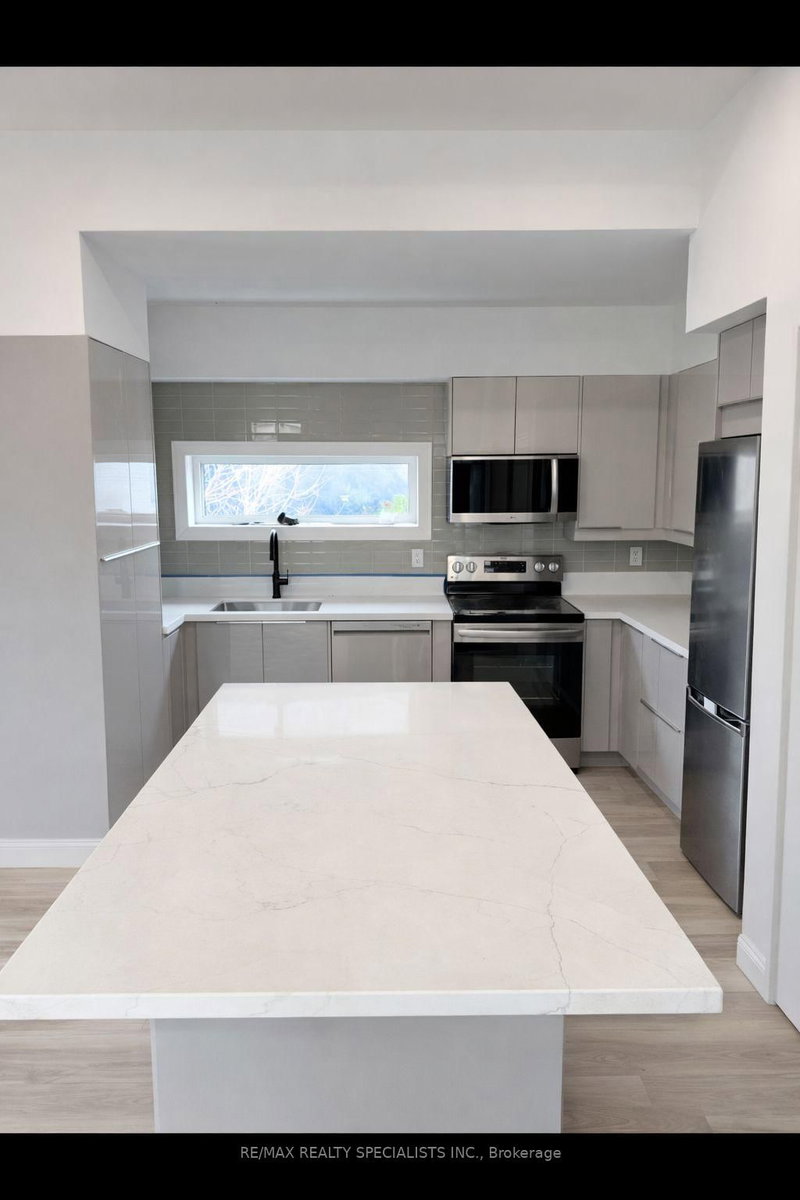 74 Neil Ave (UPPER) Ave, Hamilton, L8G 2N3 | Image 3