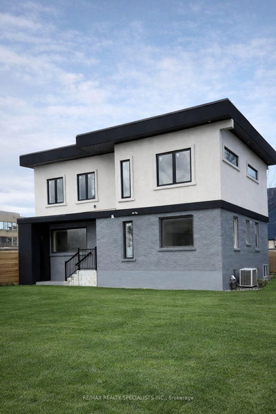 74 Neil Ave (MAIN FLR) Ave | Hamilton | Image