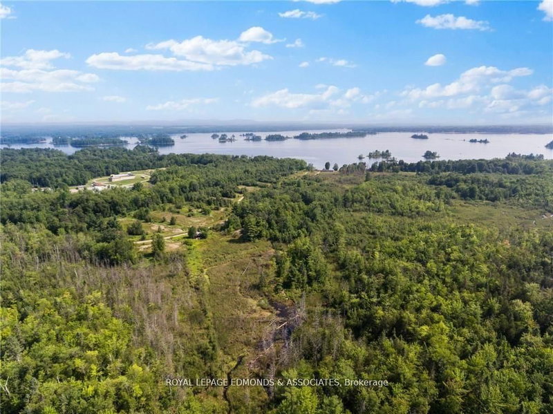 540 ABBIE Lane, Petawawa, K8H 3R9 | Image 2