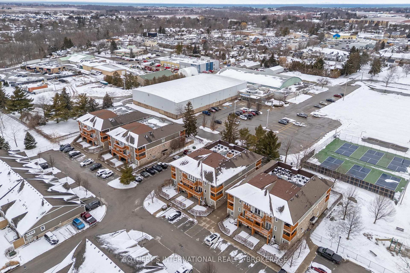 678 Line 2 Road, Unit 205 - Photo 27