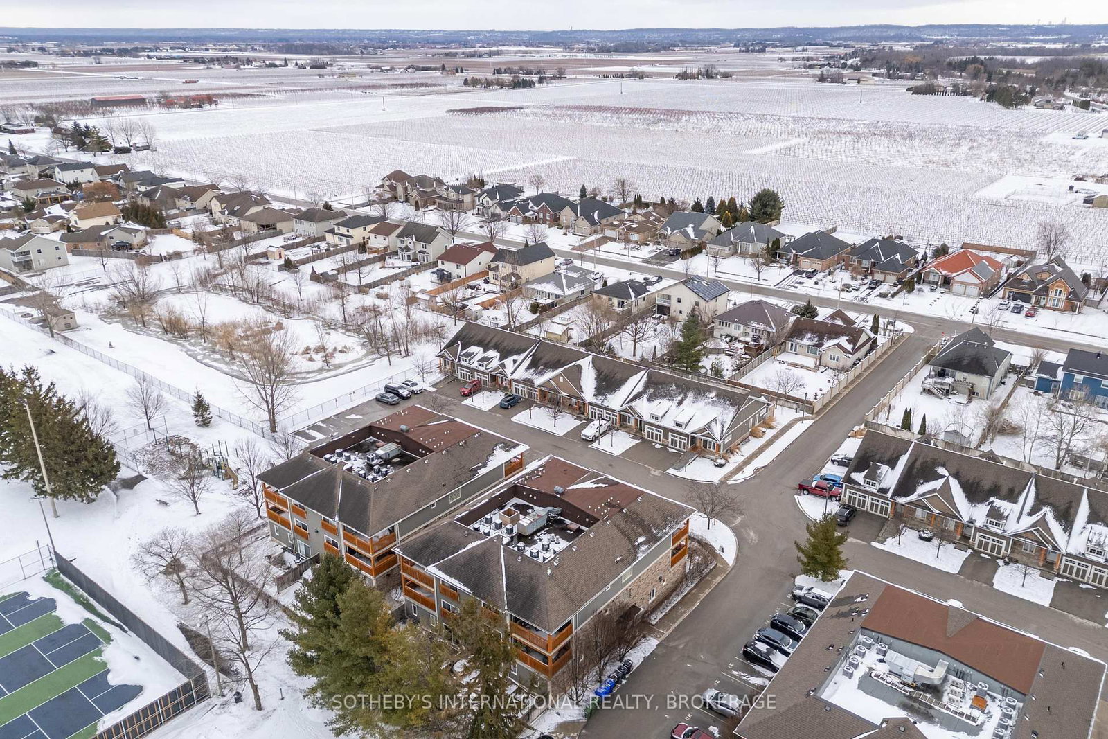 678 Line 2 Road, Unit 205 - Photo 30