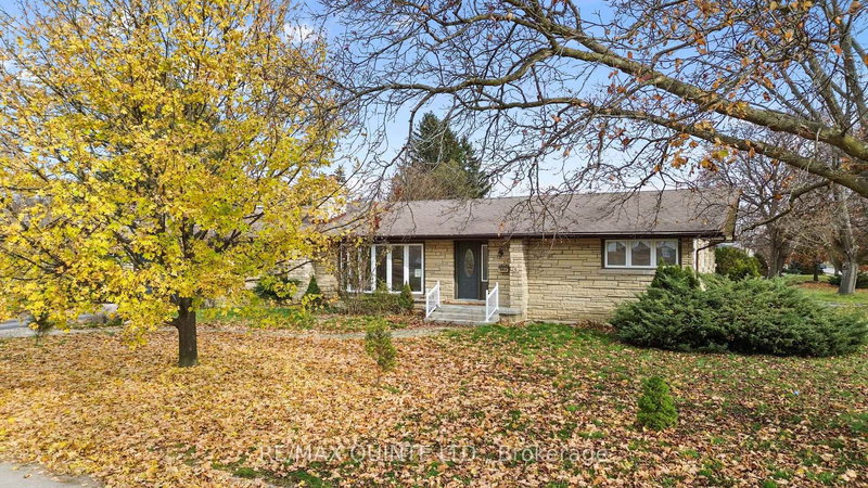 5 Stanley Park Dr, Belleville, K8N 4N1 | Image 2