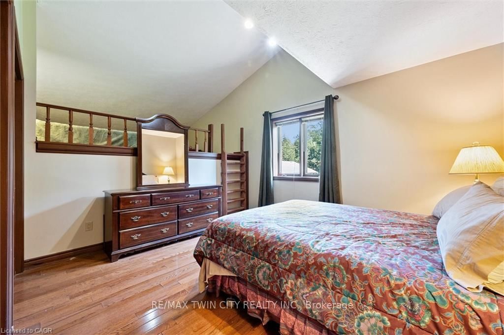 74 Miramichi Bay Road • Saugeen Shores, ON photo 33