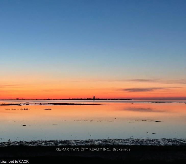 74 Miramichi Bay Road • Saugeen Shores, ON photo 5