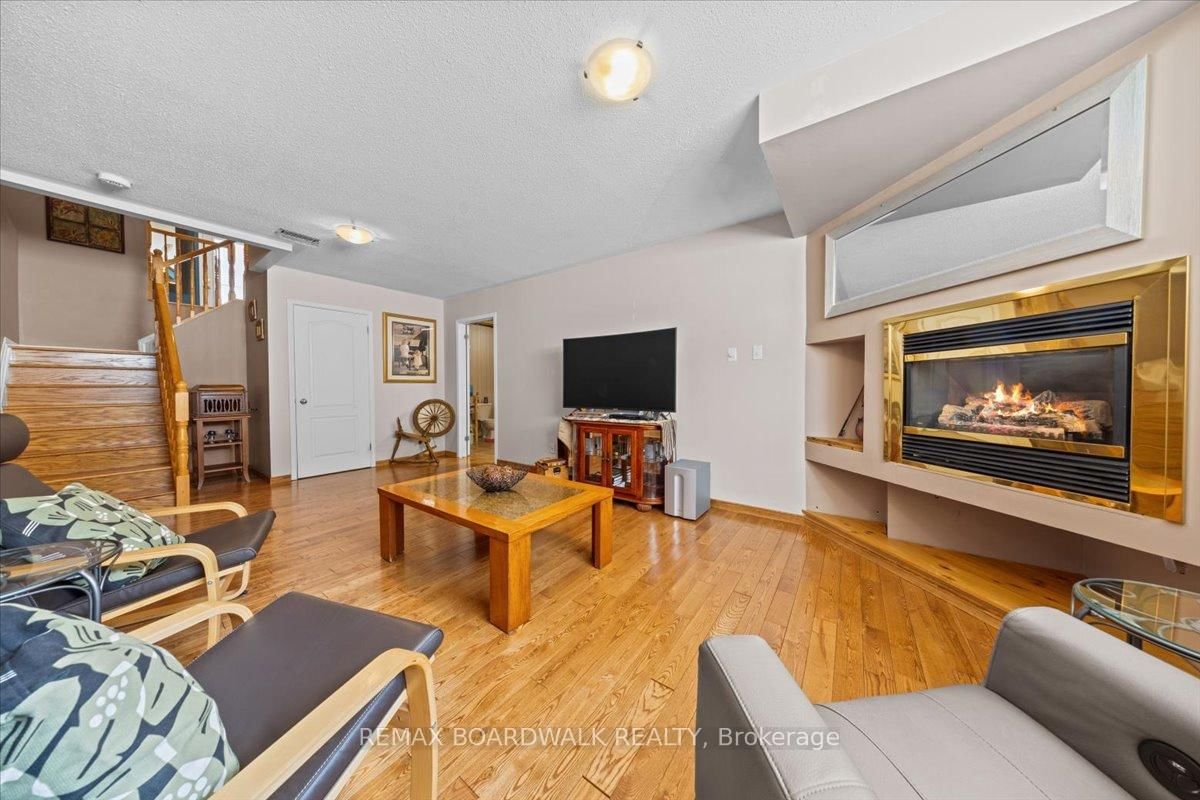 6355 Sablewood Place - Photo 38