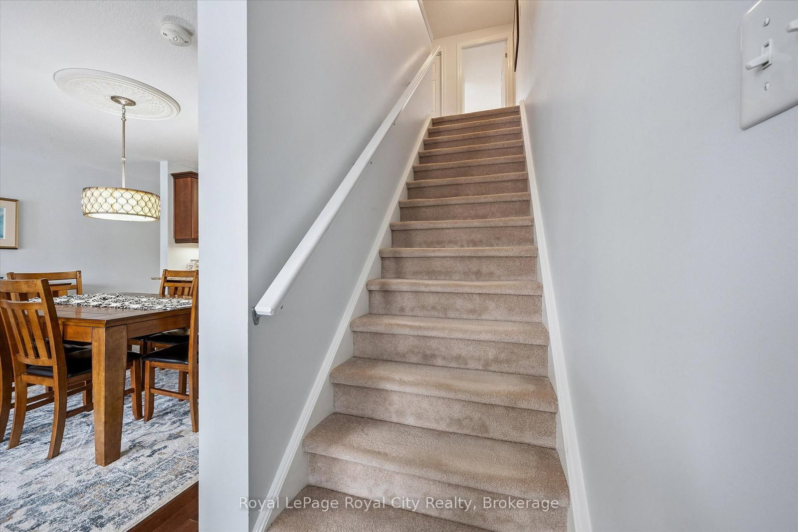 108 Mussen Street - Photo 21