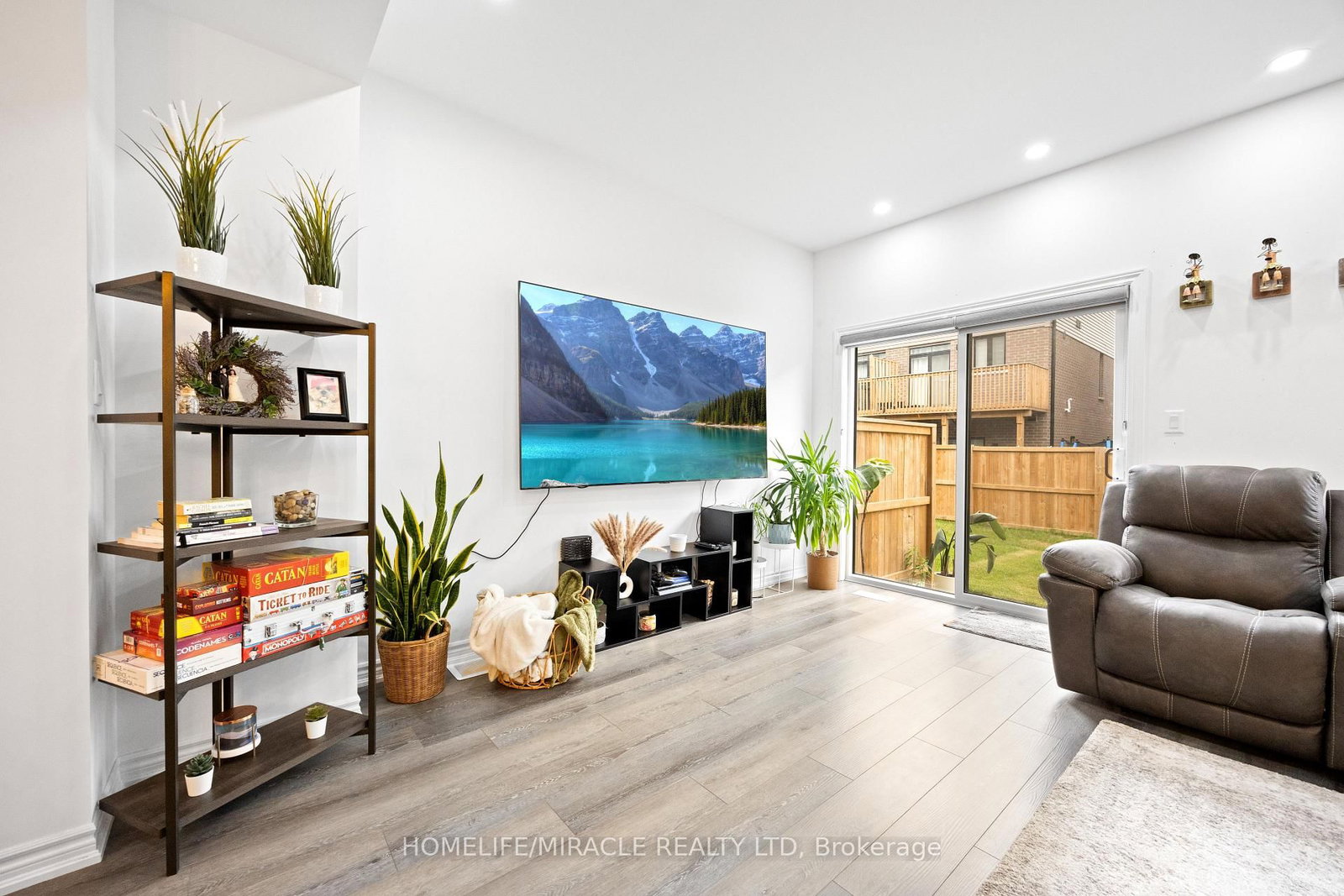 Townhouse for sale at 58 June Callwood Way, Brant, Ontario, N3T 0V2 - Brantford Twp - MLS: X12862446