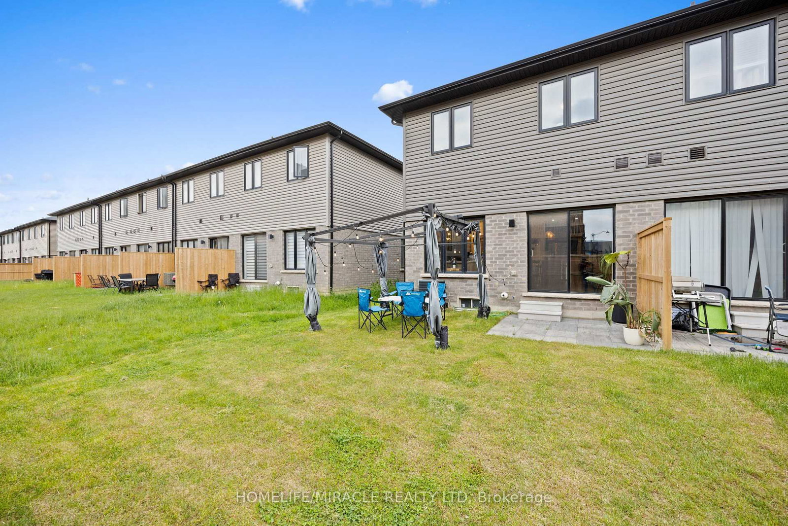 Townhouse for sale at 58 June Callwood Way, Brant, Ontario, N3T 0V2 - Brantford Twp - MLS: X12862446