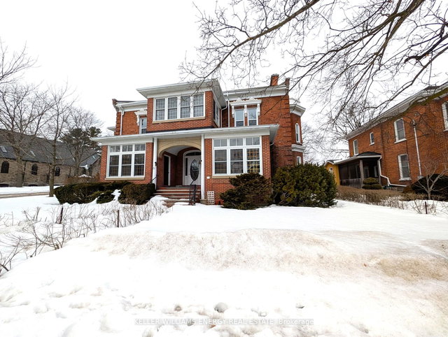 Unit 4 - 35 King Street