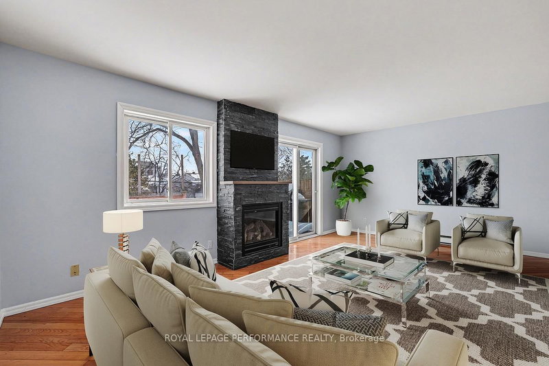 1367 Cedarcroft Cres, Orleans, K1B 5G8 | Image 3