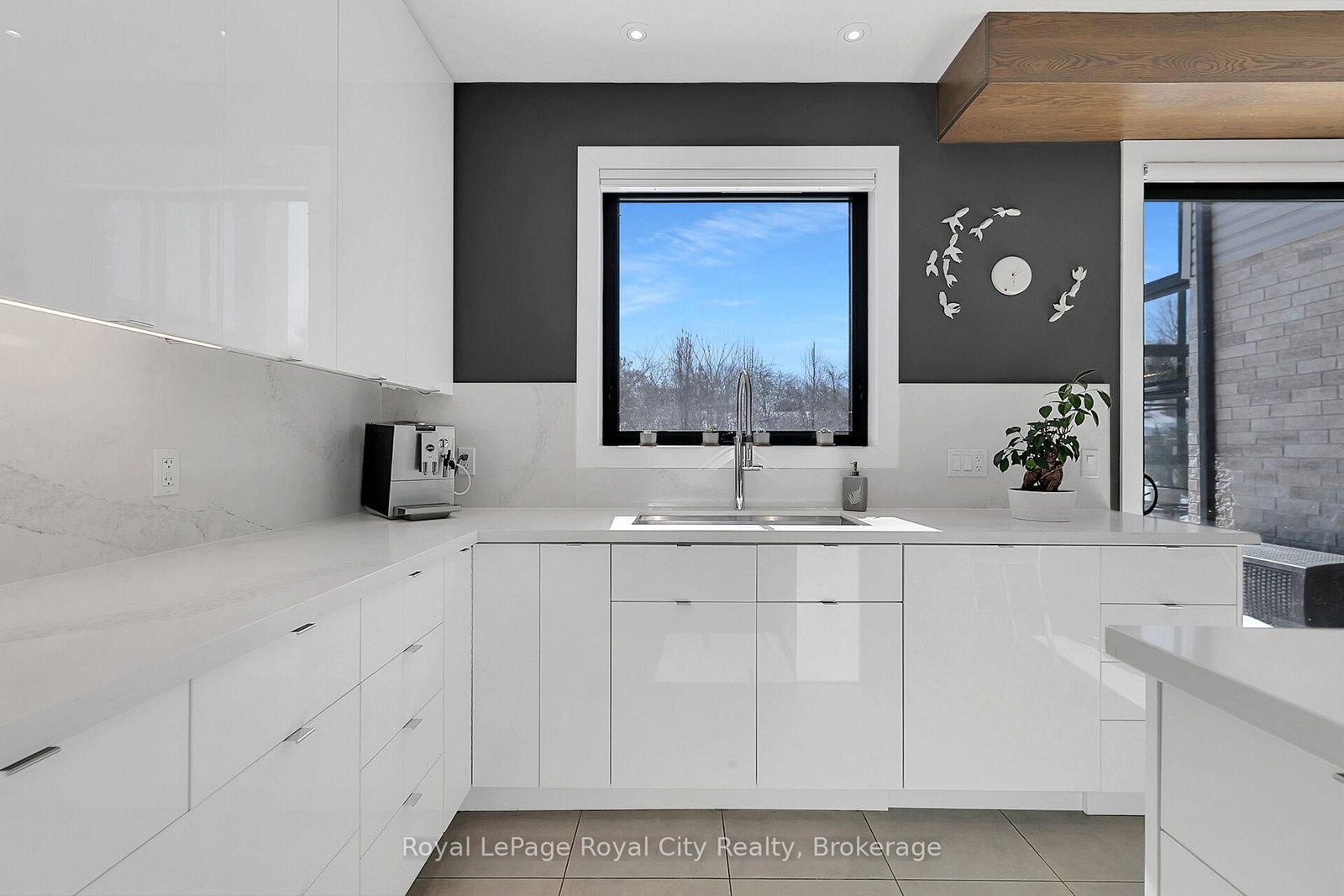 303 Gosling Gardens - Photo 12