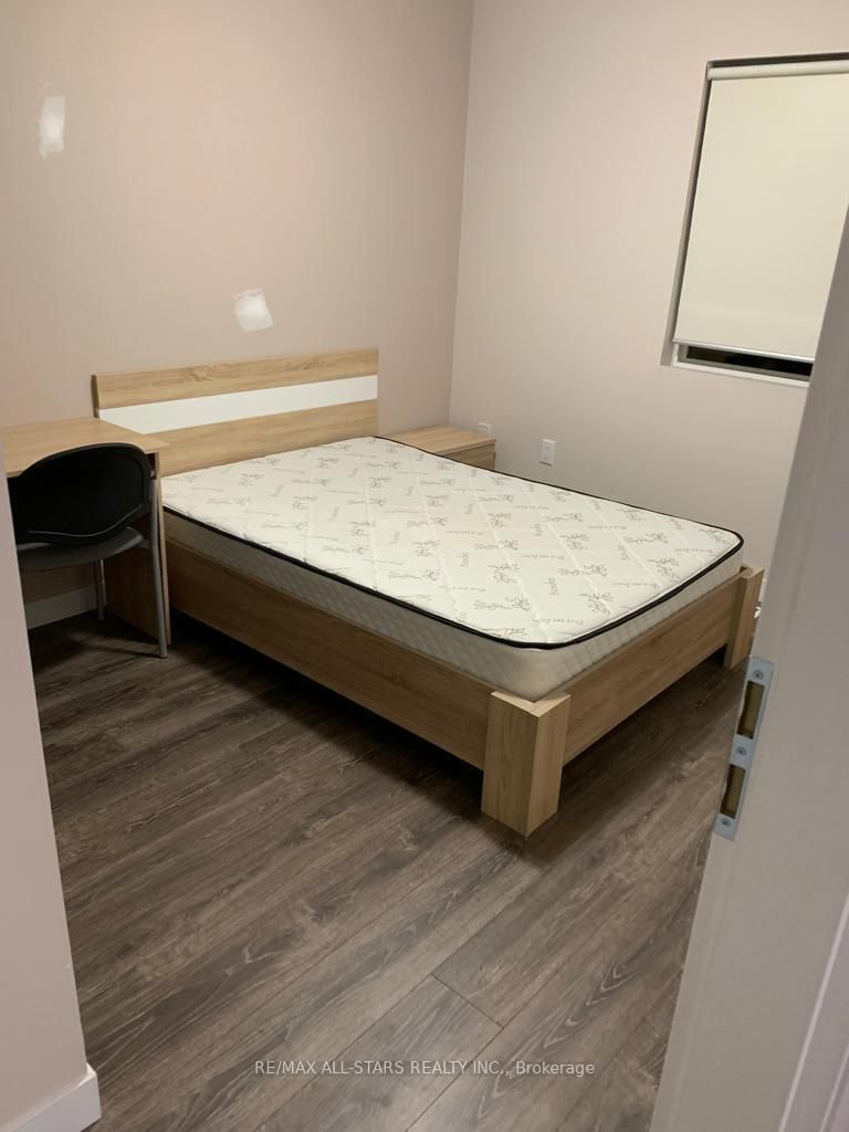 338 Albert Street, Unit 217 - Photo 10