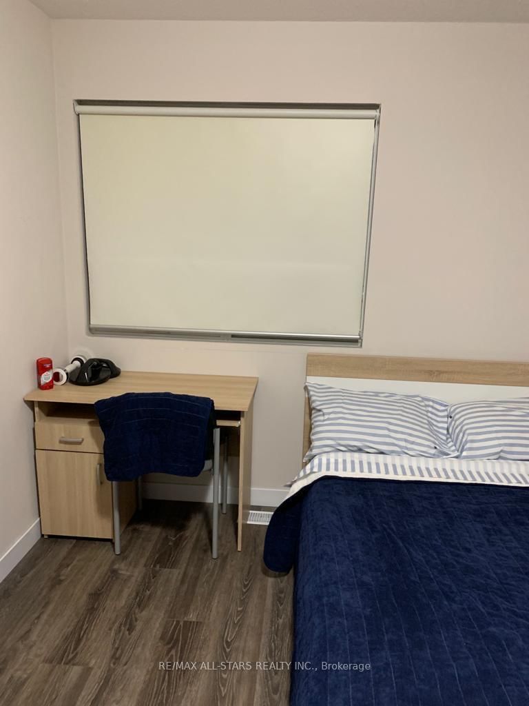 338 Albert Street, Unit 217 - Photo 8