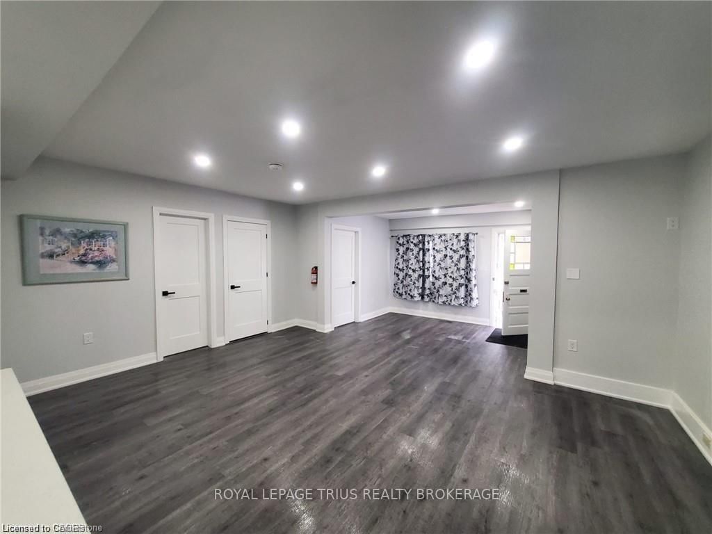 94 Brook Street - Photo 2