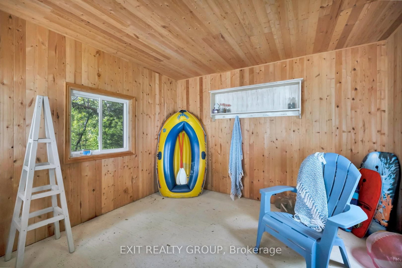 830 County Rd 20 • Prince Edward County, ON photo 12