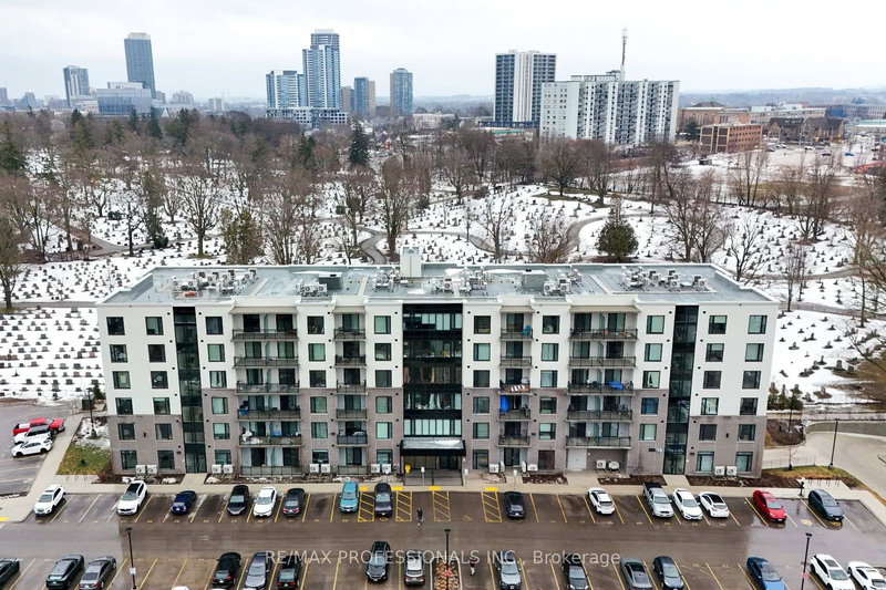 109 - 107 Roger St, Waterloo, N2J 0G3 | Image 3