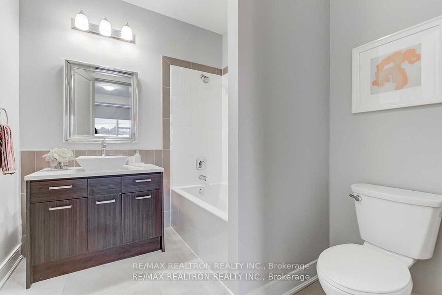 Condo for sale at 516-150 Main Street, Hamilton, Ontario, L8P 1H8 - Central - MLS: X12863204