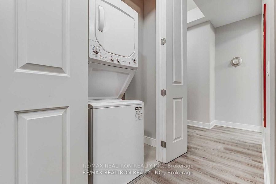 Condo for sale at 516-150 Main Street, Hamilton, Ontario, L8P 1H8 - Central - MLS: X12863204