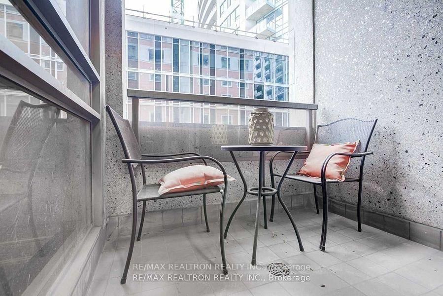 Condo for sale at 516-150 Main Street, Hamilton, Ontario, L8P 1H8 - Central - MLS: X12863204