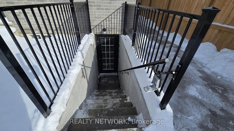 LOWER - 7266 Silver Creek Circ, London South, N6P 0G9 | Image 3