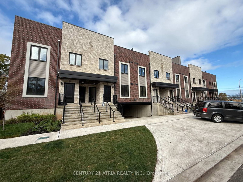 home for lease on 11-2 Slessor Boulevard