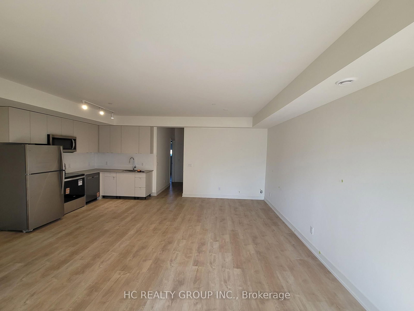 16 MELBOURNE Avenue, Unit 108B - Photo 4