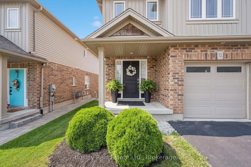 32 Jeffrey Dr, Guelph, N1E 0M4 | Image 3