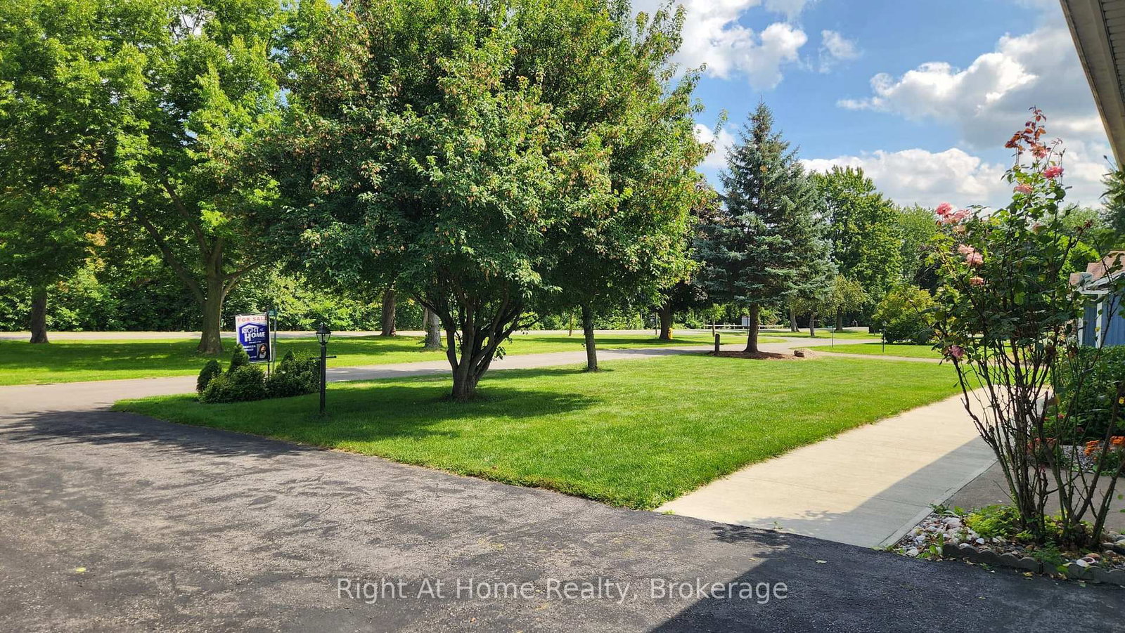 15414 Niagara River Parkway • Niagara-on-the-Lake, ON photo 4