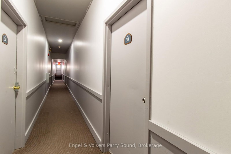 37 - 100 Muskoka Rd N, Gravenhurst, P1P 1S4 | Image 3