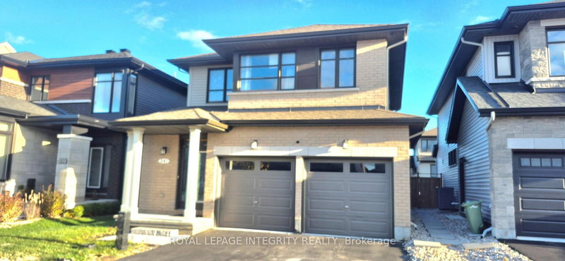 home for lease on 341 Haliburton Heights