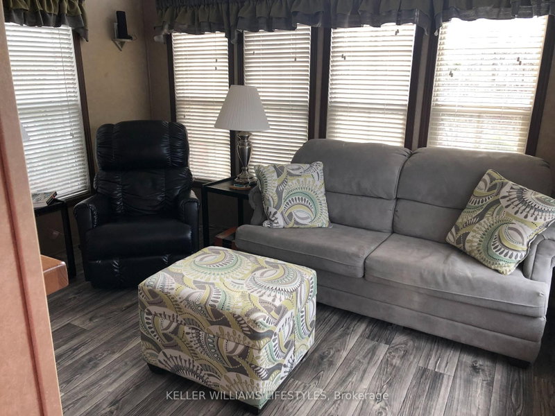 4 - 77719 Bluewater Highway