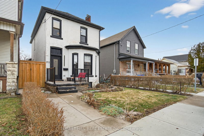 212 Gibson Ave, Hamilton, L8L 6K1 | Image 2