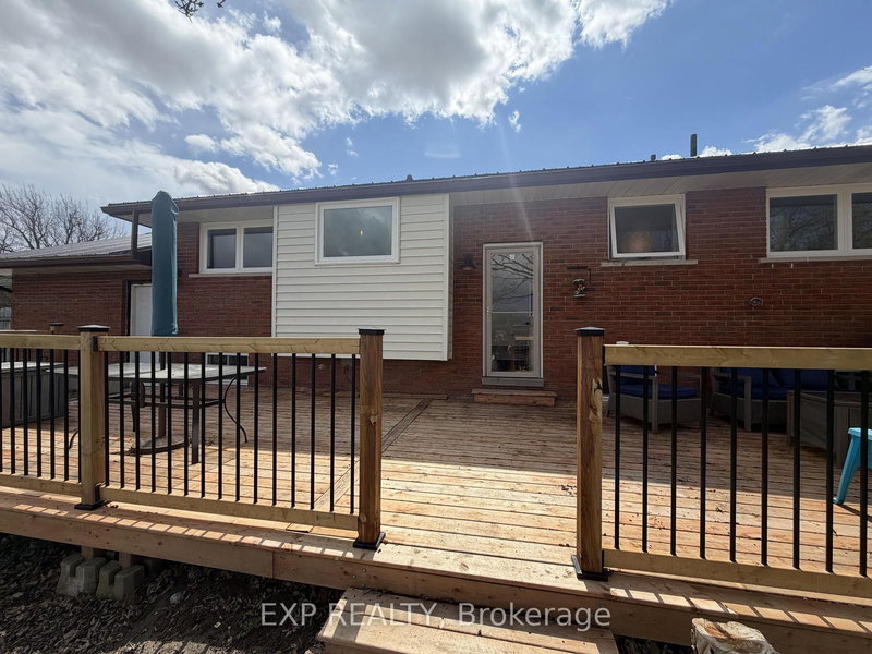 597 Gold St, Warwick, N0M 2S0 | Image 3