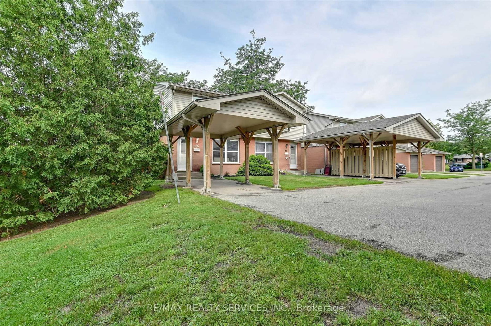 Townhouse for sale at 56-1250 Jalna Boulevard, London South, Ontario, N6E 2W4 - South X - MLS: X12864494