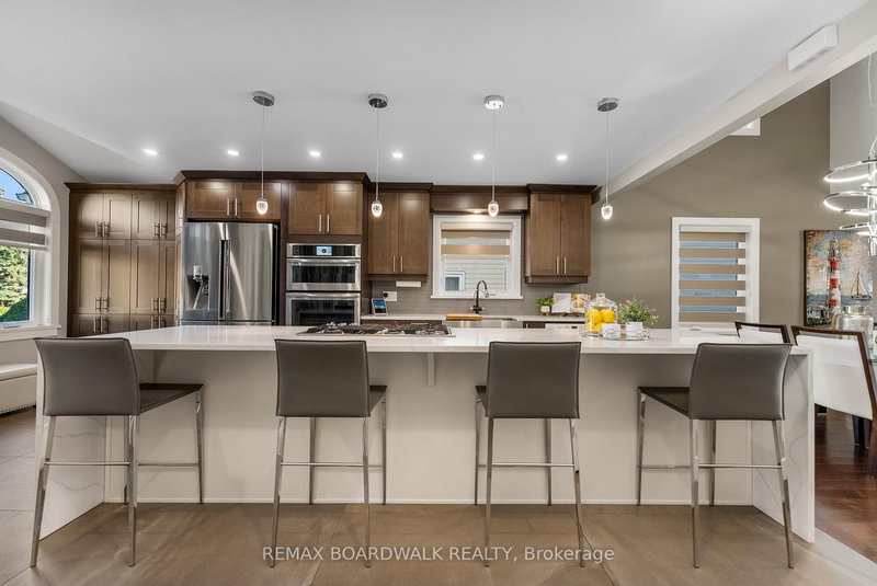 1813 Elmridge Dr, Gloucester, K1J 6S3 | Image 3