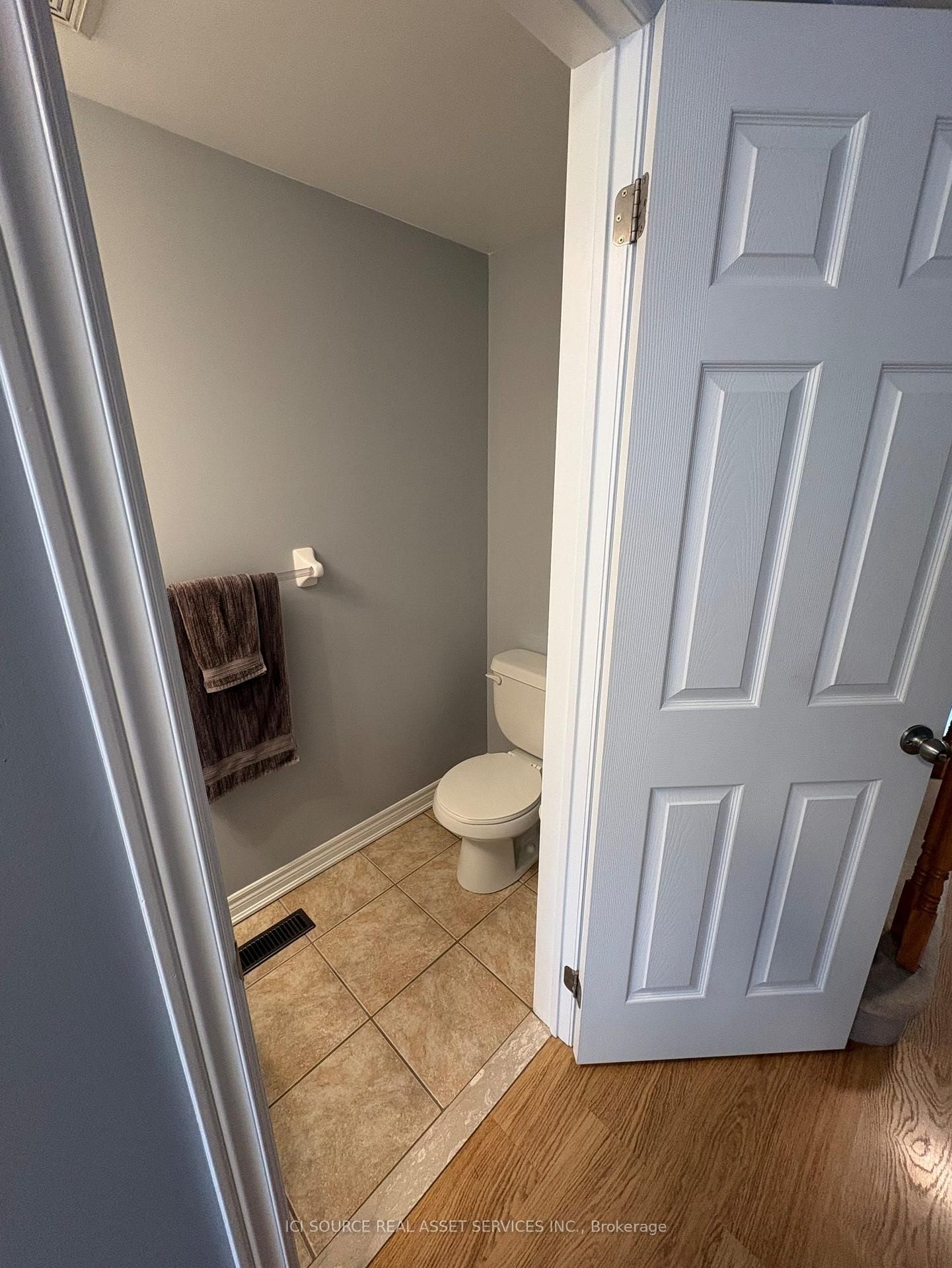 Townhouse for sale at 58 Blue Sky Trail, Hamilton, Ontario, L8B 0X6 - Waterdown - MLS: X12864872