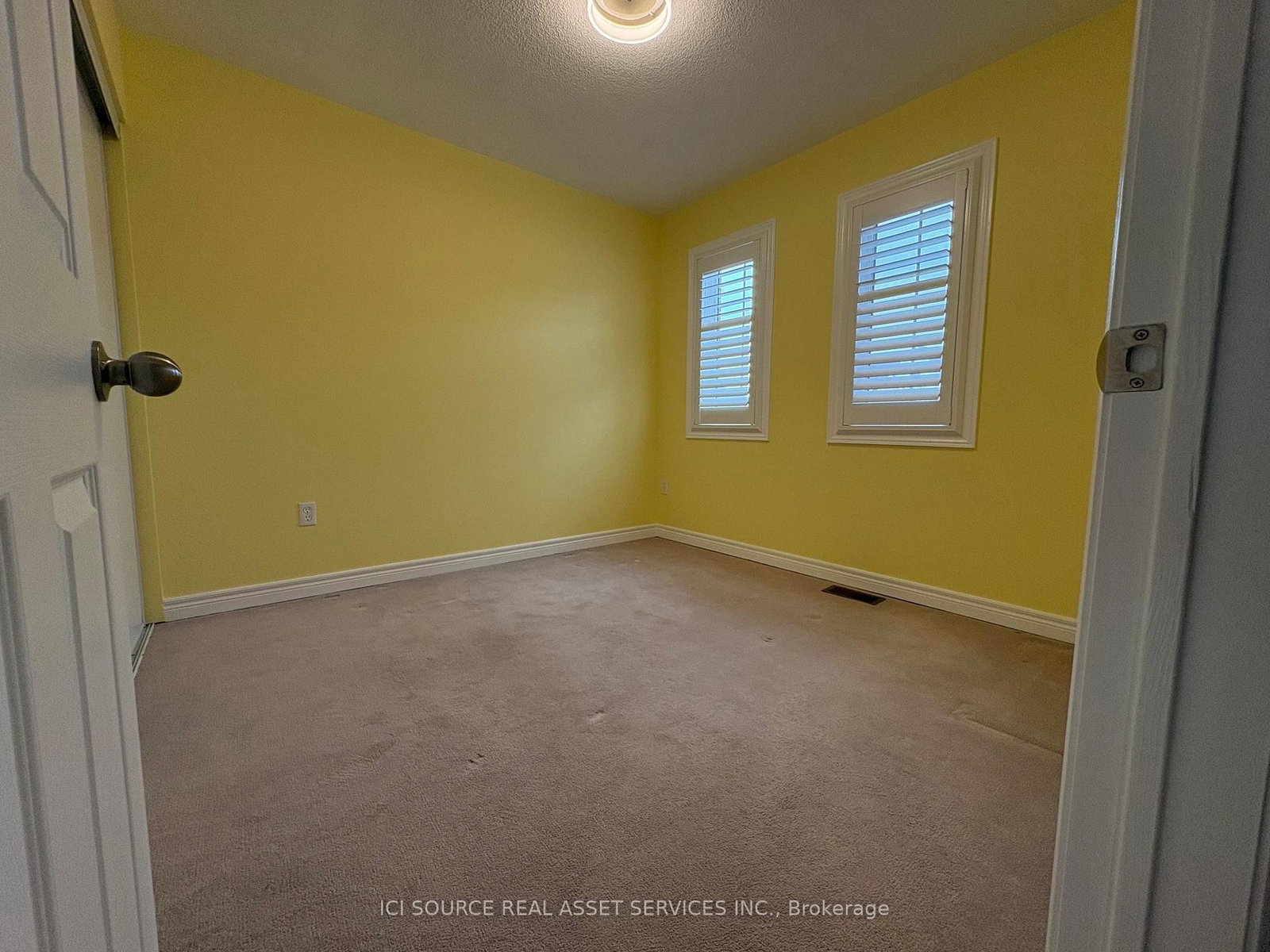 Townhouse for sale at 58 Blue Sky Trail, Hamilton, Ontario, L8B 0X6 - Waterdown - MLS: X12864872