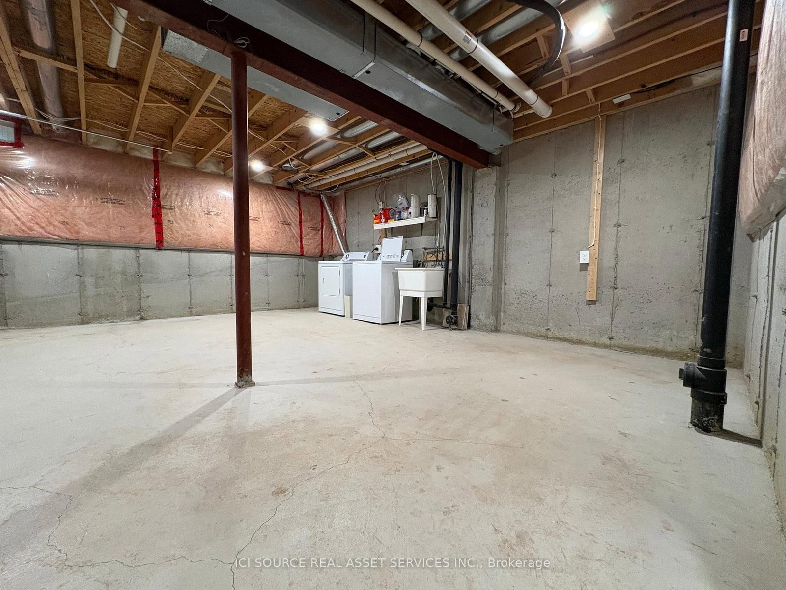 Townhouse for sale at 58 Blue Sky Trail, Hamilton, Ontario, L8B 0X6 - Waterdown - MLS: X12864872