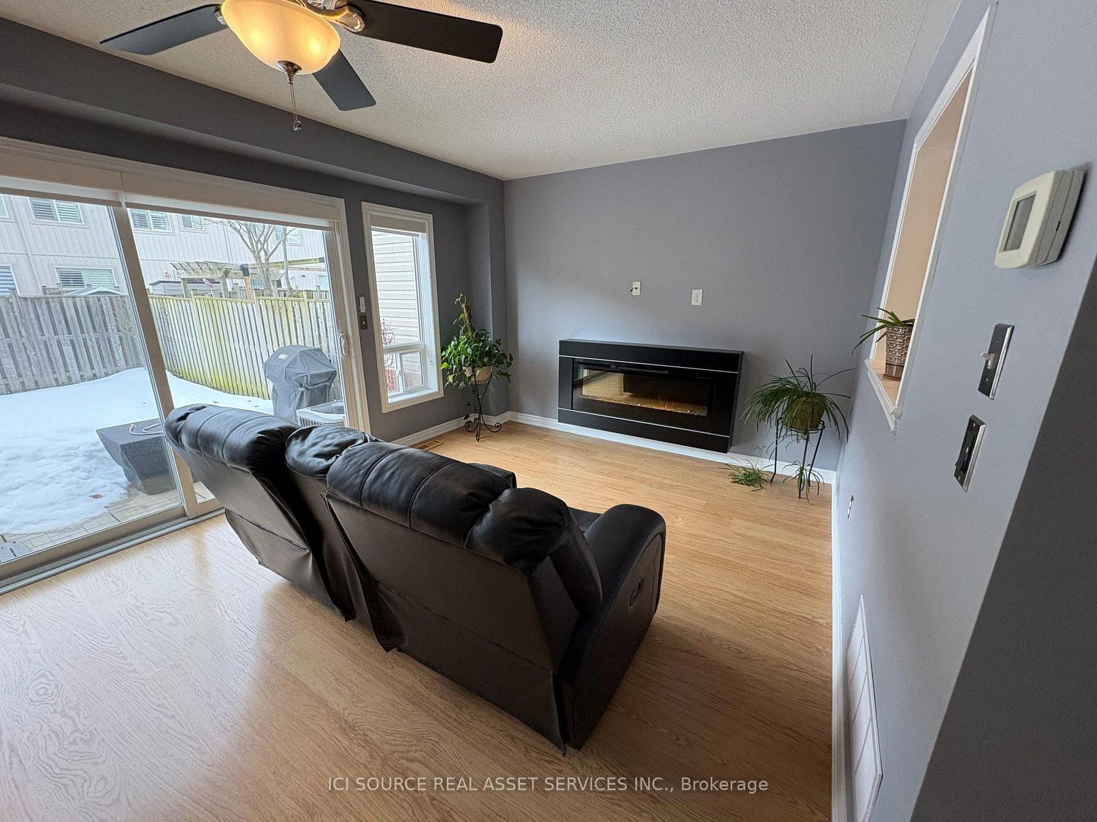 Townhouse for sale at 58 Blue Sky Trail, Hamilton, Ontario, L8B 0X6 - Waterdown - MLS: X12864872