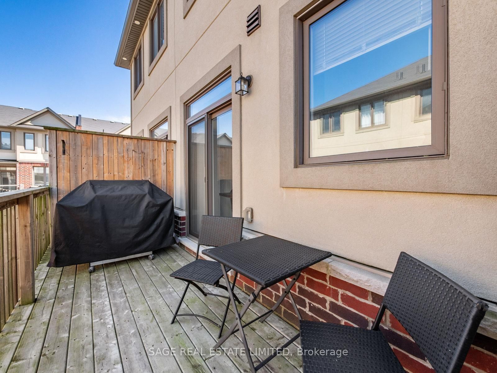 Townhouse for sale at 4 Could Lane, Hamilton, Ontario, L9G 0H2 - Ancaster - MLS: X12865324