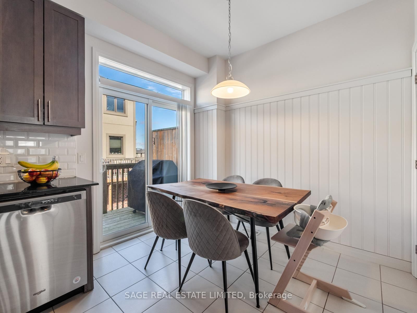 Townhouse for sale at 4 Could Lane, Hamilton, Ontario, L9G 0H2 - Ancaster - MLS: X12865324