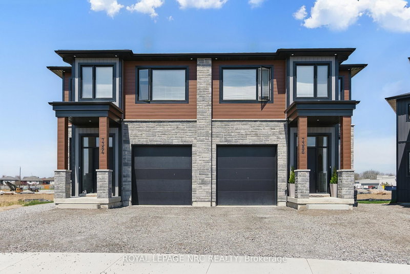 7384 Splendour Dr, Niagara Falls, L2H 3V8 | Image 2