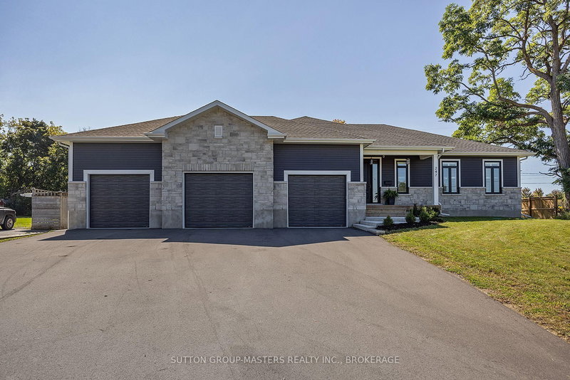 247 ARNOLD St, Kingston, K7M 3L7 | Image 3
