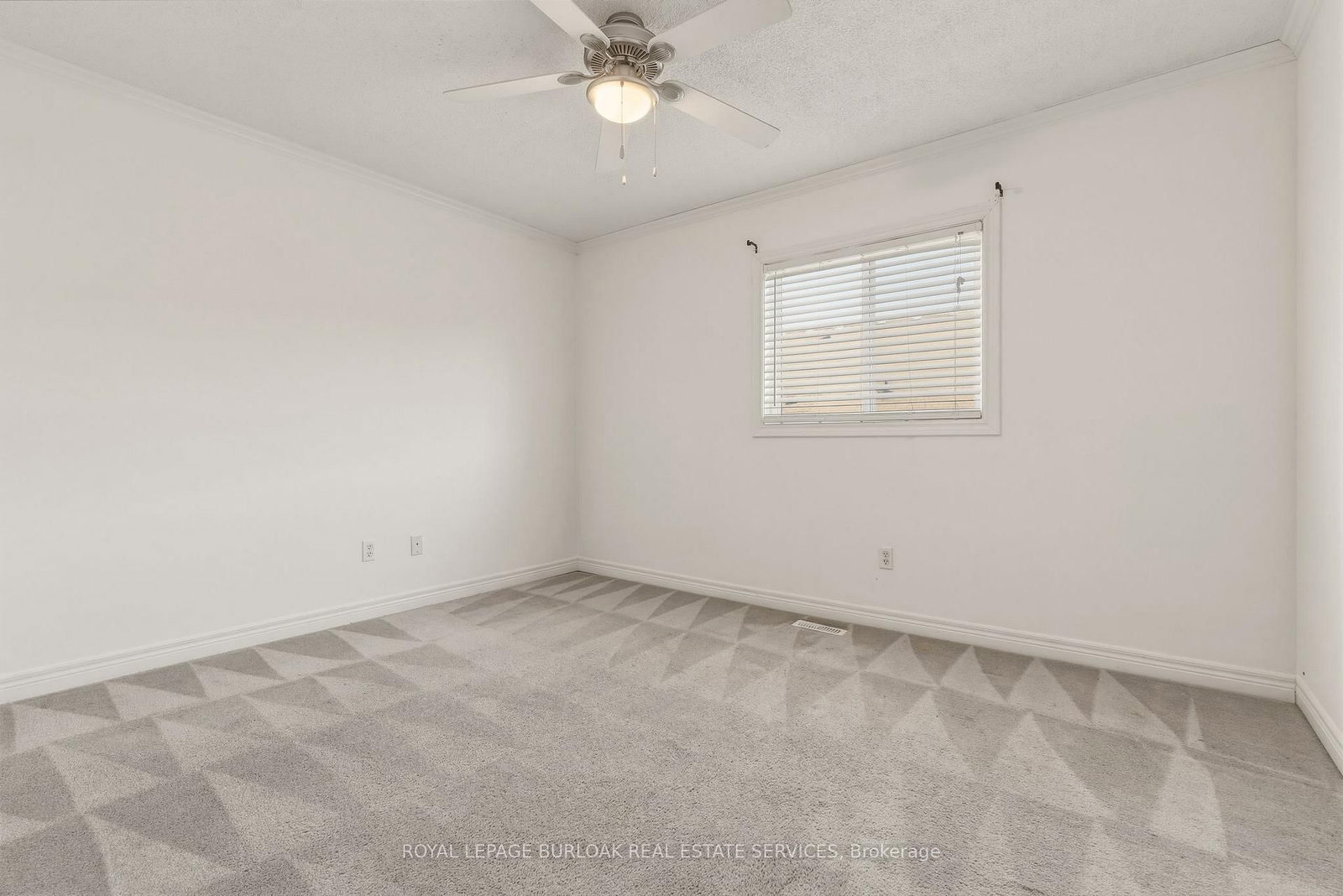 95 Thornlodge Drive - Photo 16