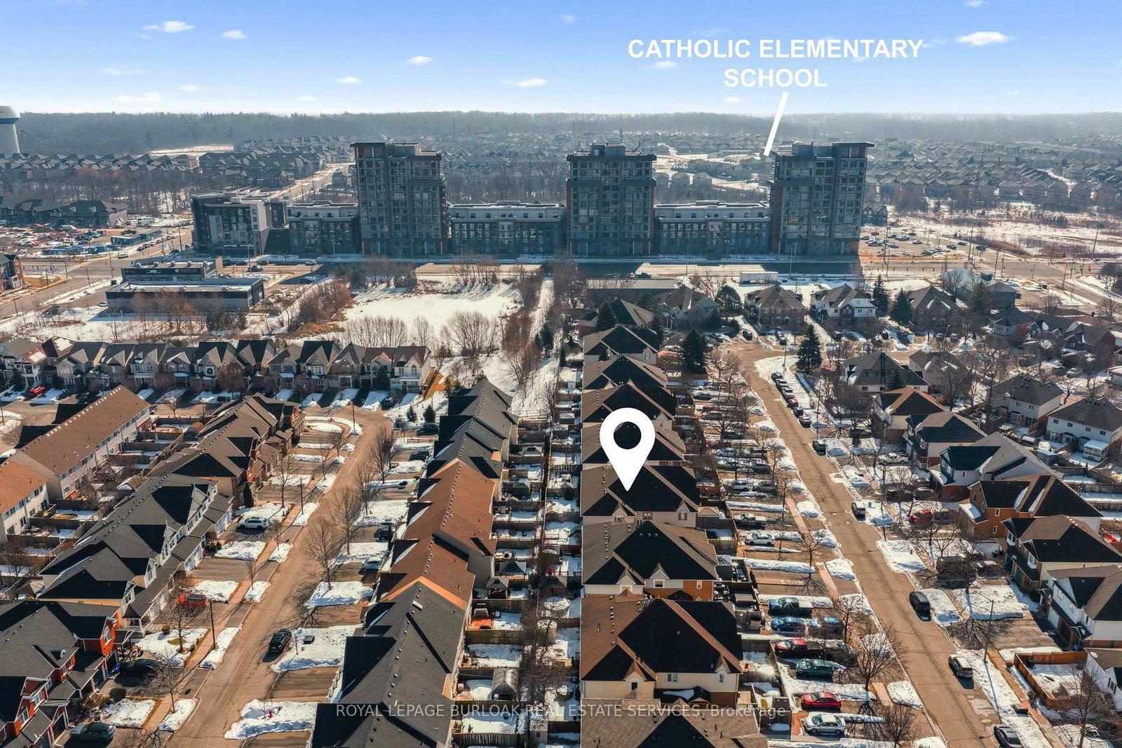 Townhouse for sale at 95 Thornlodge Drive, Hamilton, Ontario, L8B 0L9 - Waterdown - MLS: X12865806